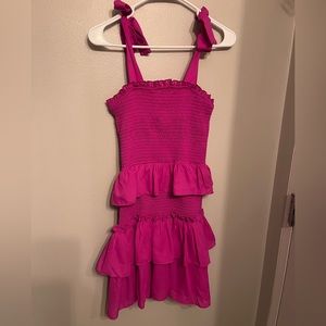 Pants Store Pink/Fuschia Ruffle dress size small